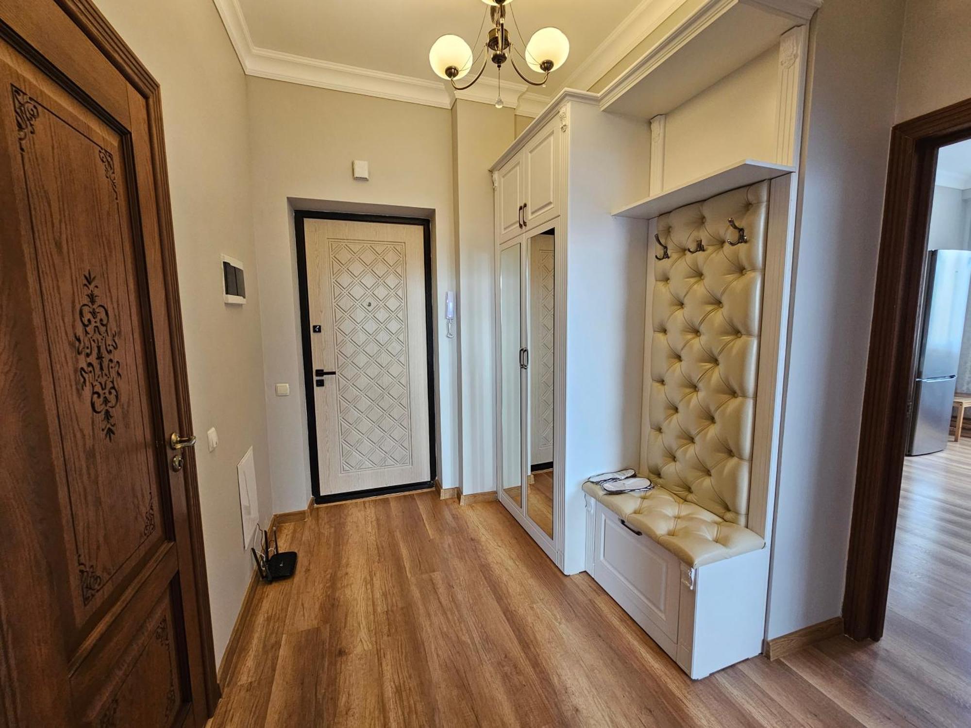 Ernaz Plus Apartments-Expo-Boulevard 130 Asztana Kültér fotó