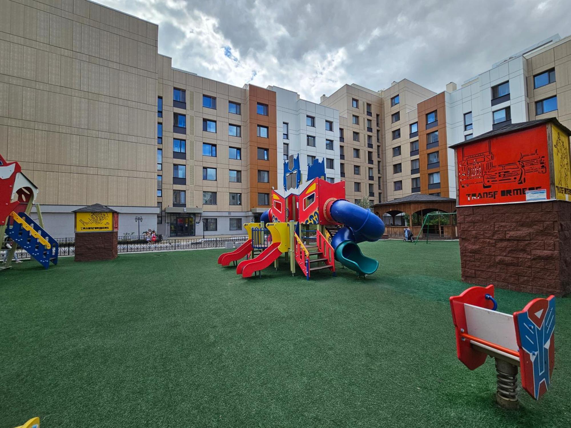 Ernaz Plus Apartments-Expo-Boulevard 130 Asztana Kültér fotó